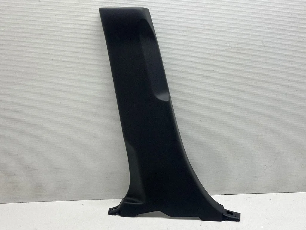 (B) piilari kate (alumine) – Subaru Forester SK (2018-2025)