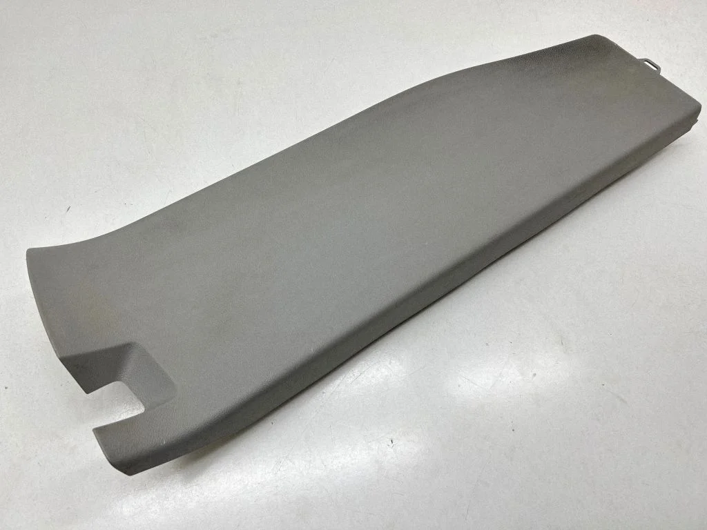 (B) pillar trim (bottom) 7H0867292D