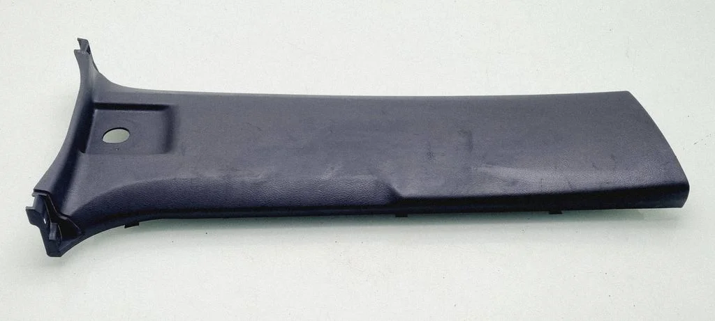 (B) pillar trim (bottom) – Toyota Land Cruiser (J150) (2009-)