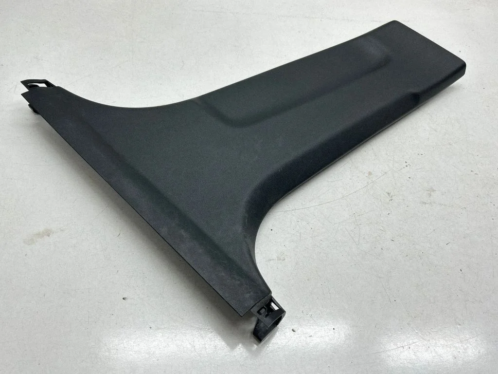 (B) pillar trim (bottom) 85846D4000