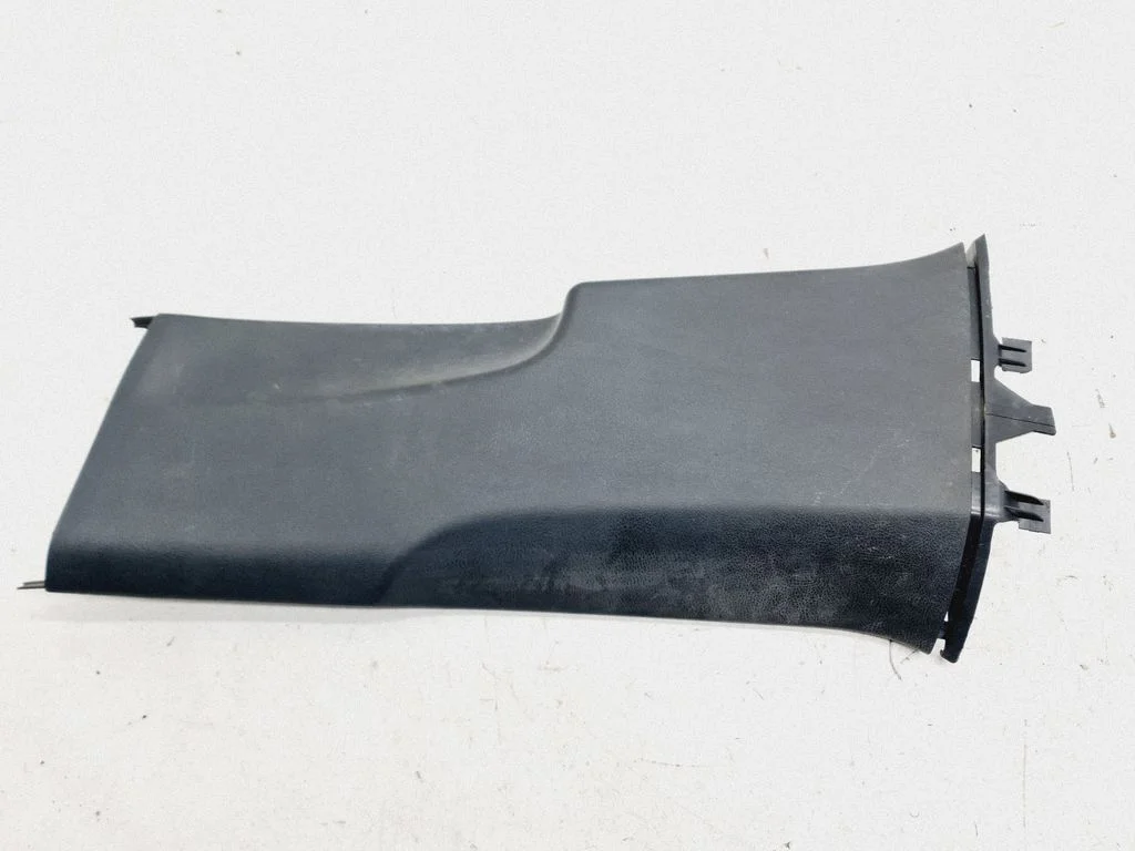 (B) statņa apdare (apakšējā) 3C0867291