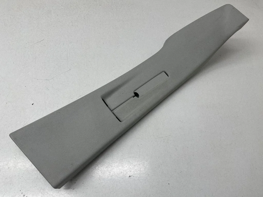 (B) pillar trim (top) 7E0867244F
