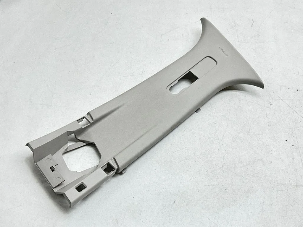 (B) pillar trim (top) 769140022R