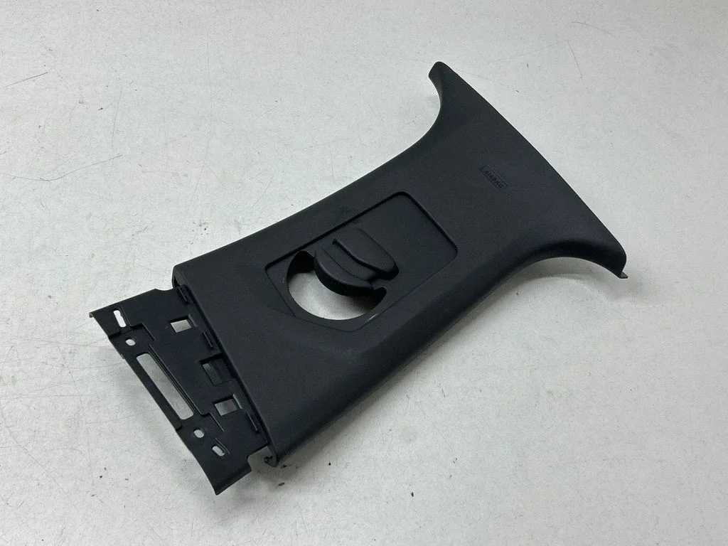 (B) pillar trim (top) 9833347677