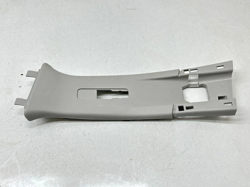 (B) pillar trim (top) 631140132 – Renault Captur (2013-2020)