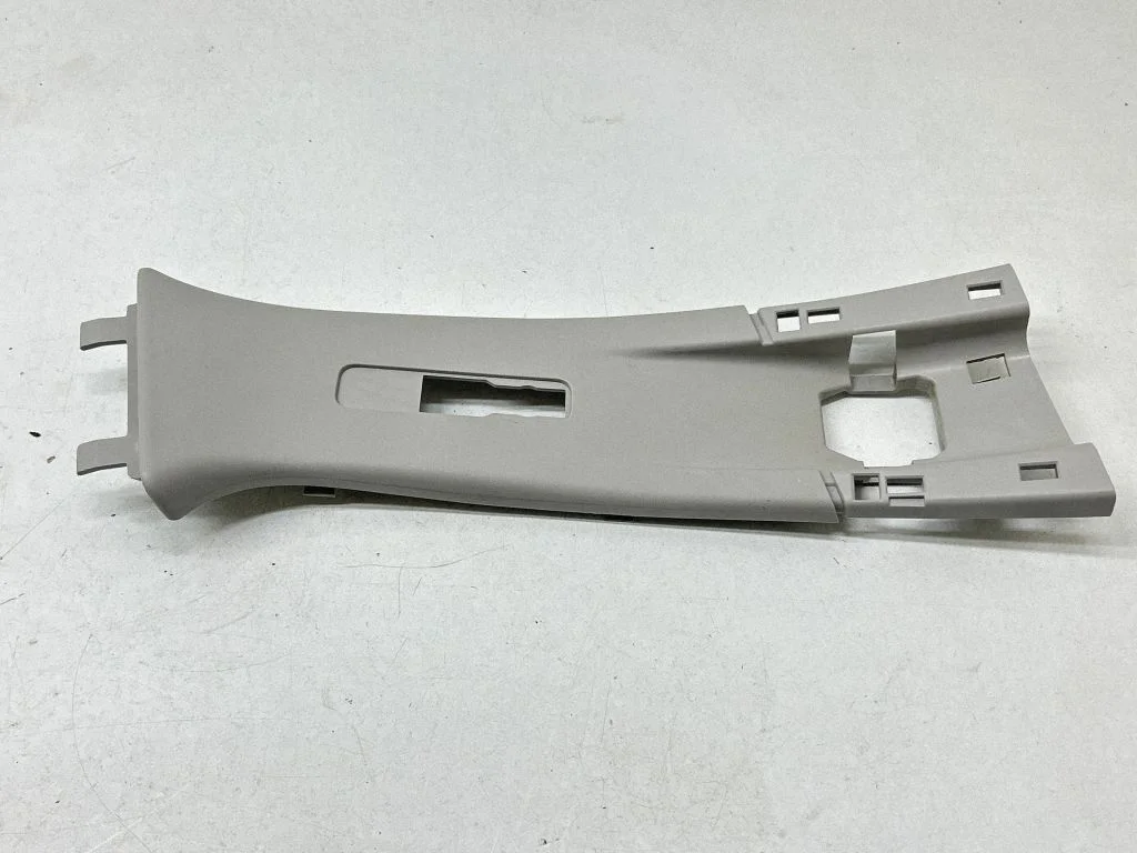 (B) pillar trim (top) 769135767R – Renault Captur (2013-2020)