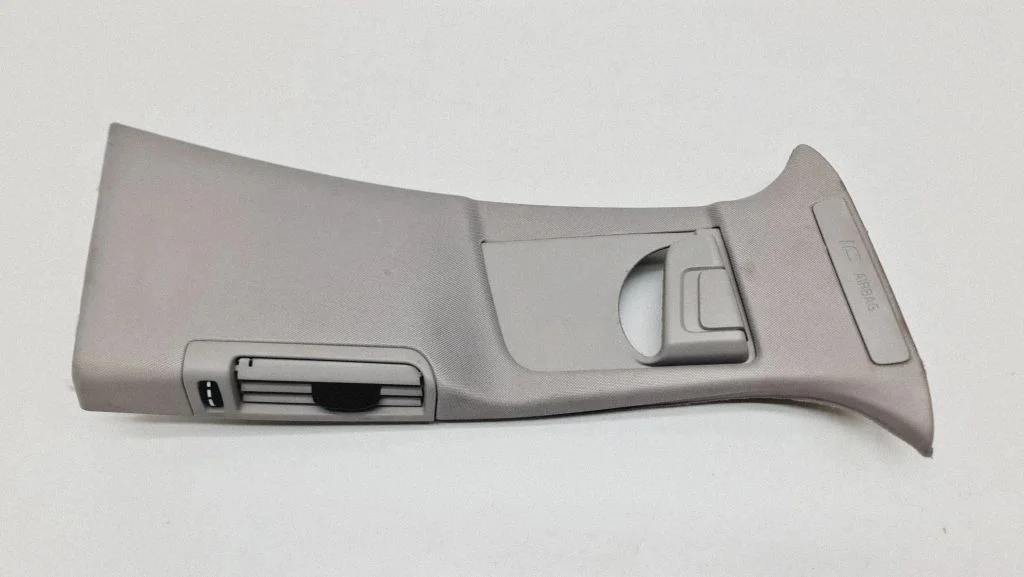 (B) piilari kate (ülemine) – Volvo S60 (2011-2013)