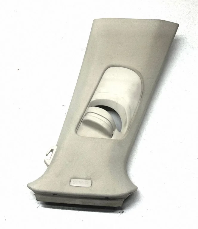 (B) statņa apdare (augšējā) – Volkswagen Passat B7 USA (2012-2019)