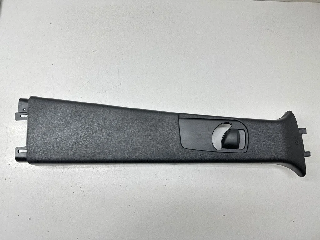 (B) pillar trim (top) – Dodge Durango III (2010-)