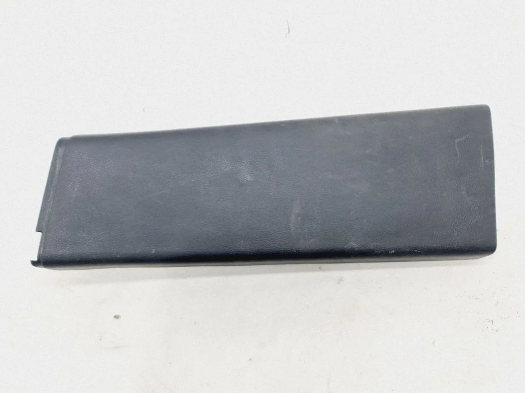 (B) piilari kate (ülemine) – Ford Fusion (2006-2012)