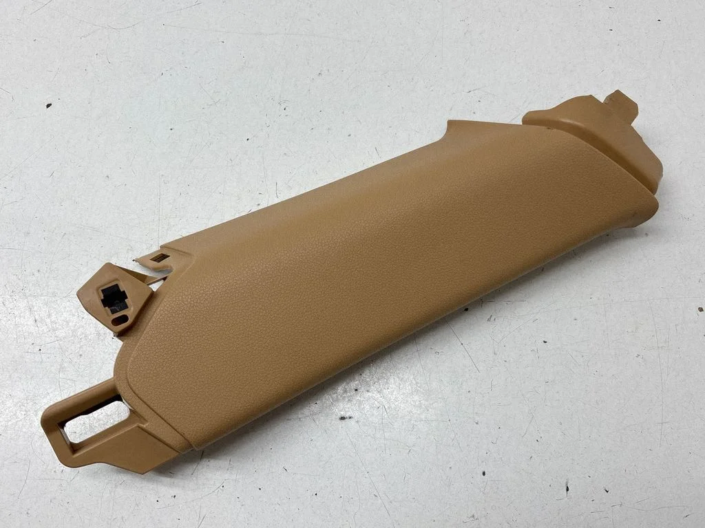 (C) pillar trim – Porsche Macan (95B) (2014-2018)