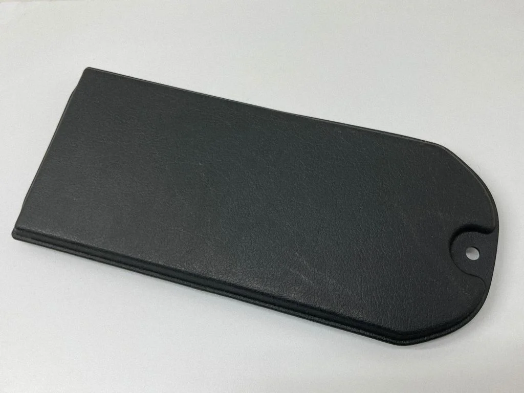 (C) pillar trim 1400033877