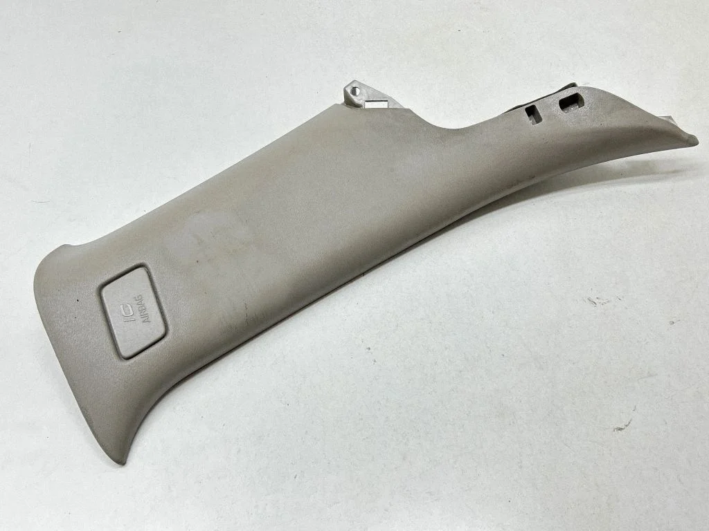 (C) piilari kate – Volvo V70 (2014-2016)