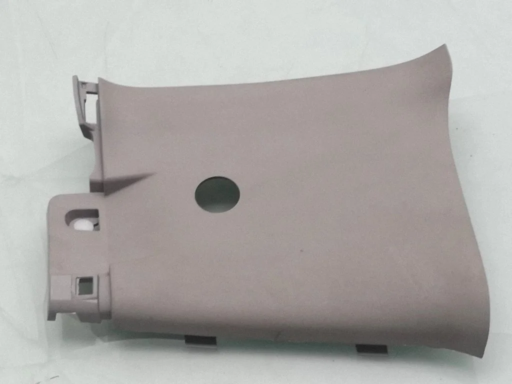 (C) pillar trim – Nissan Navara D23 (2015-)