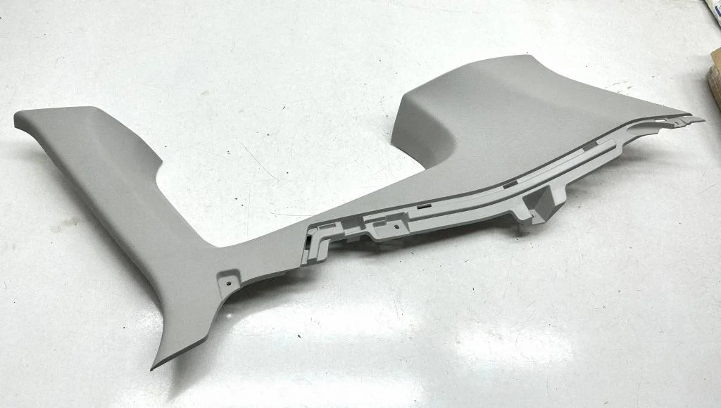 (D)pillar trim (top) 85861D4300
