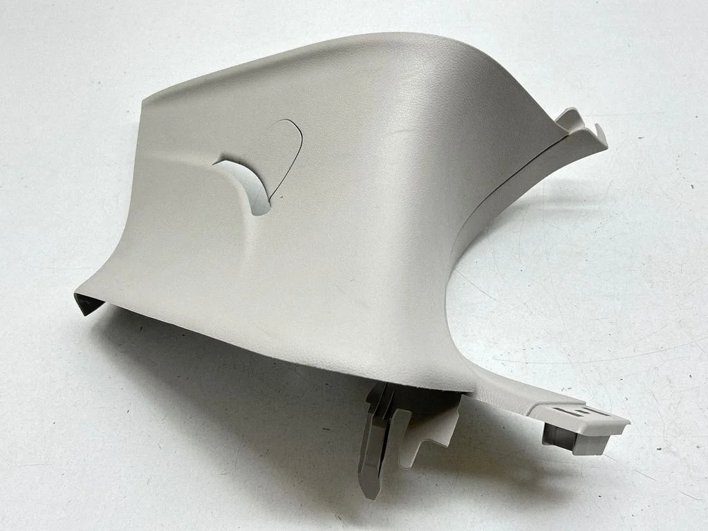 (D)pillar trim (top) 5RJ16PD2AE