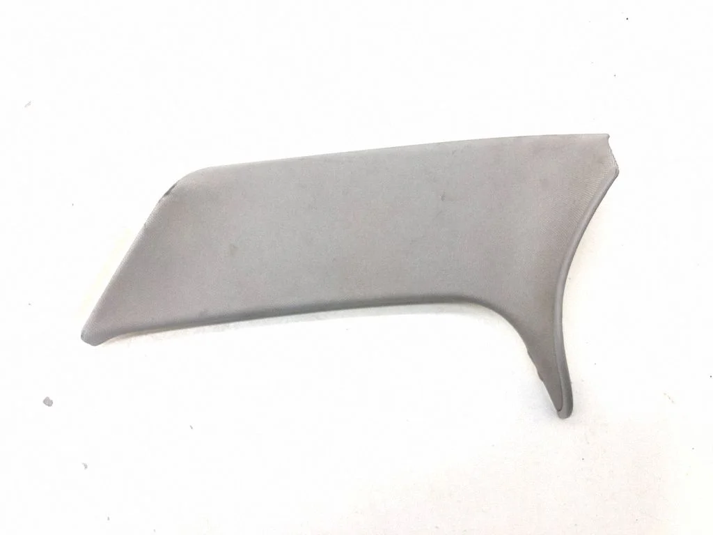(D)pillar trim (top) – Mercedes-Benz C-Class AMG W204 (2007-2014)