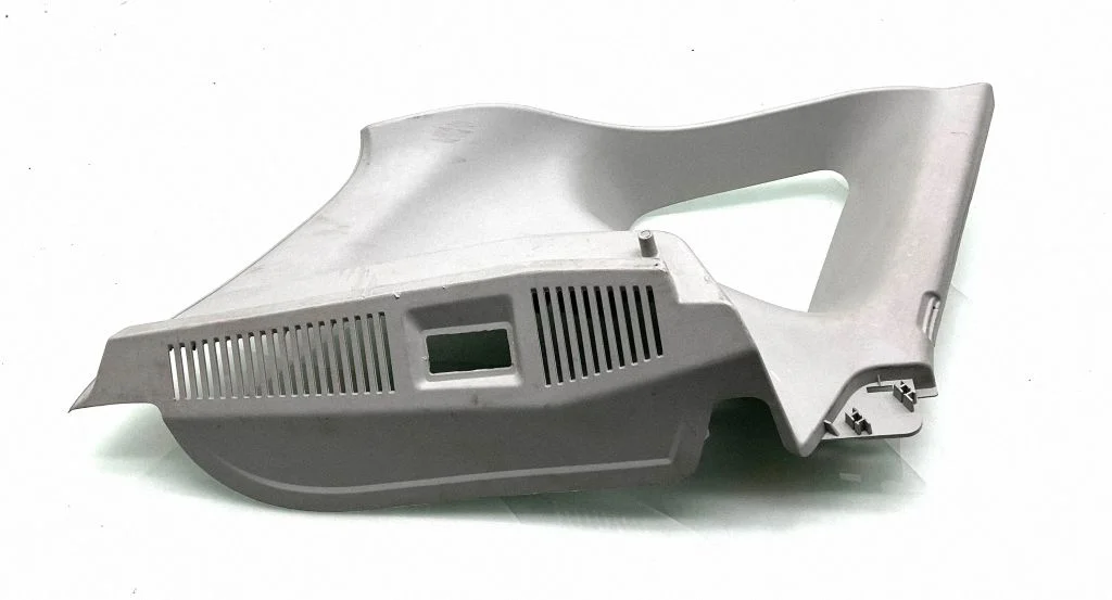 (D)pillar trim (top) – Nissan Qashqai (2010-2014)