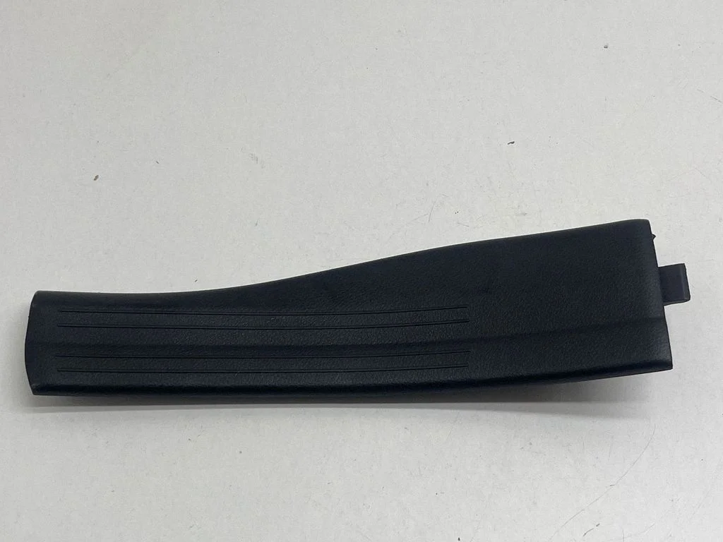 Aizmugurējā sliekšņa apdare (iekšējā) – Mercedes-Benz CLA klase C117 X117 W117 (2013-2019)