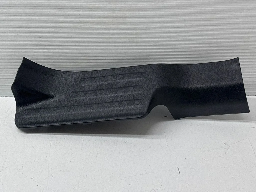 Rear sill trim cover 769544CE0A