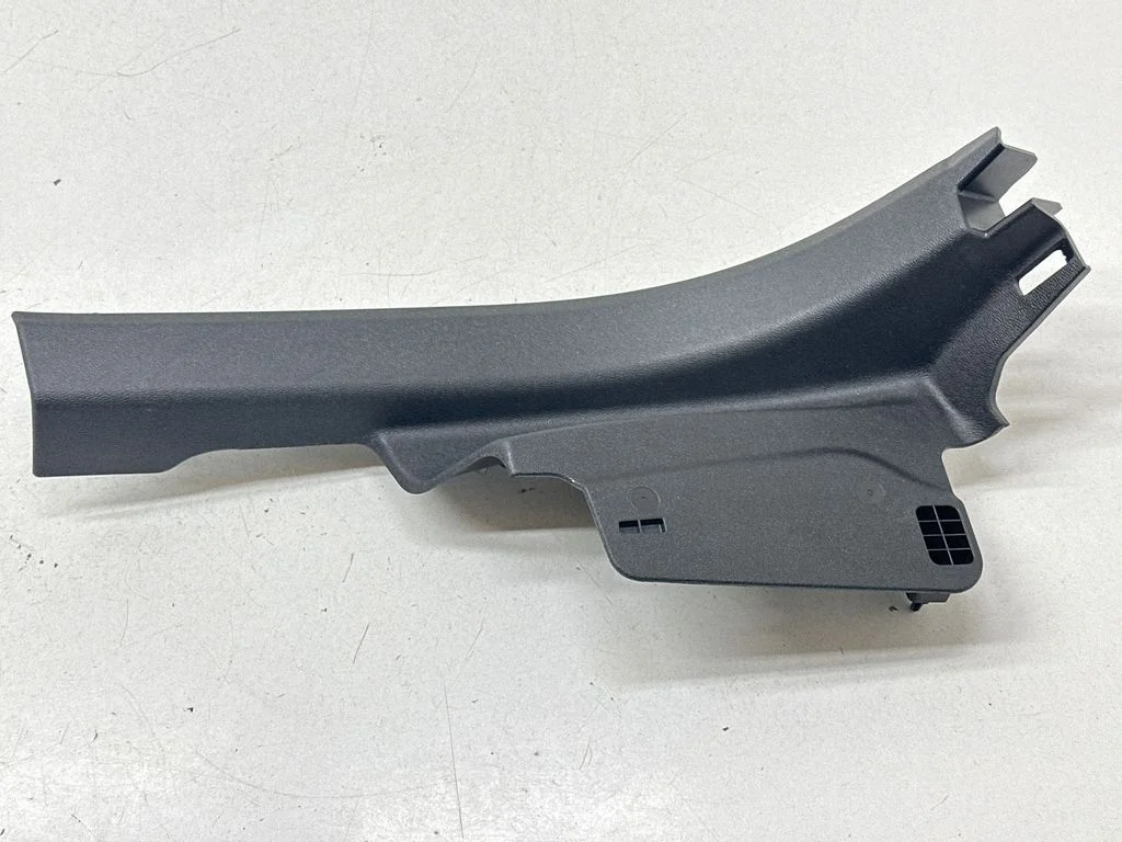 Rear sill trim cover 31468396