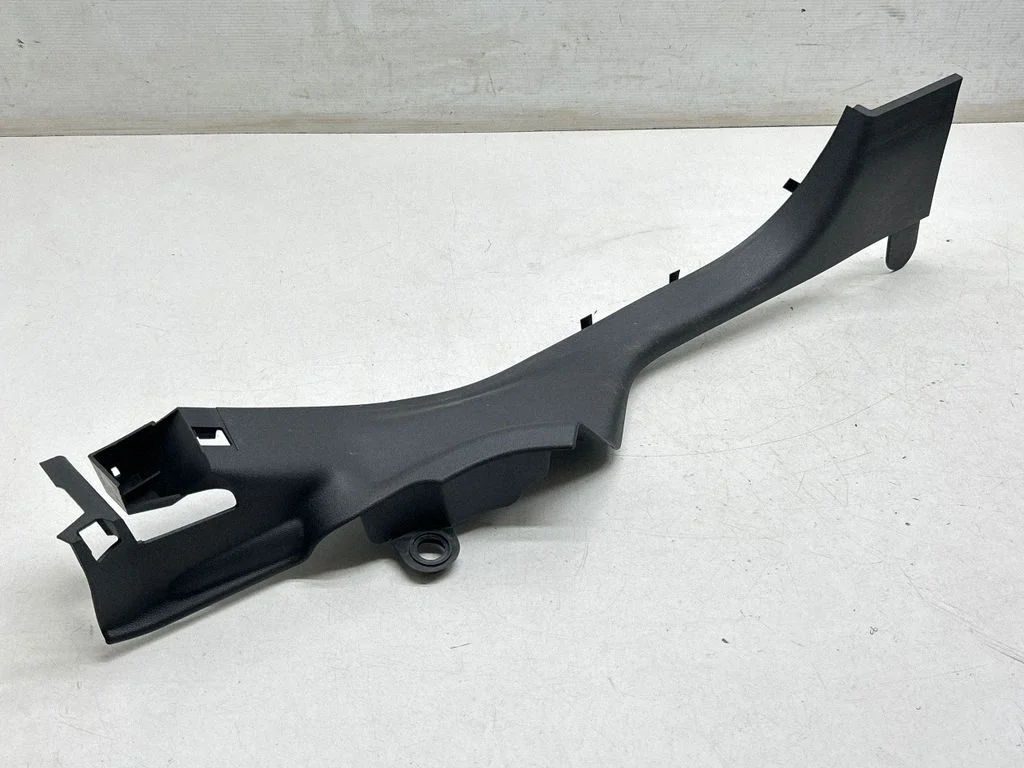 Rear sill trim cover – Renault Megane III (2009-2016)