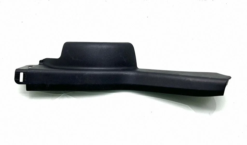 Aizmugurējā sliekšņa apdare (iekšējā) 84950JD101
