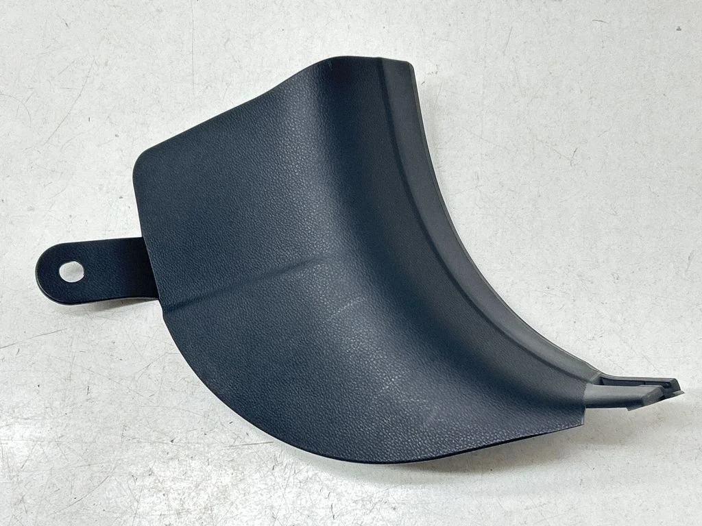 Foot area side trim 94060FL10A