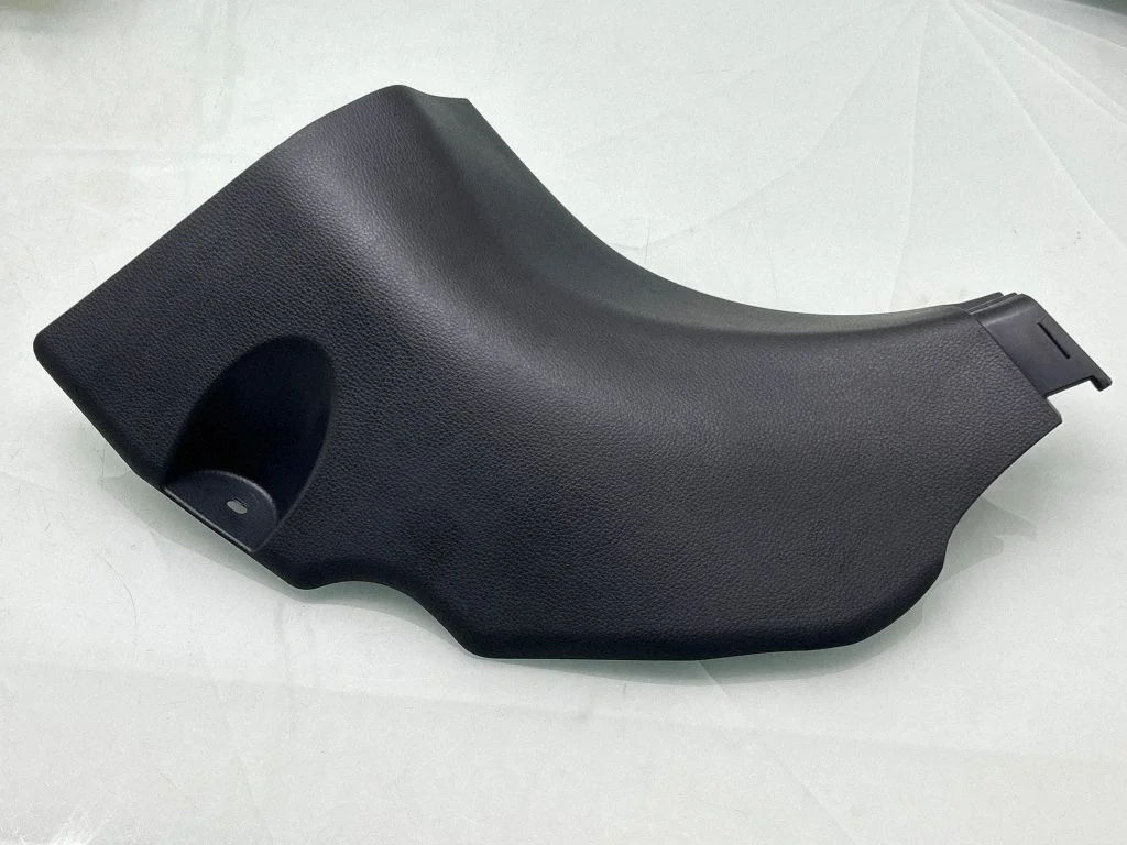 Foot area side trim 6211142070