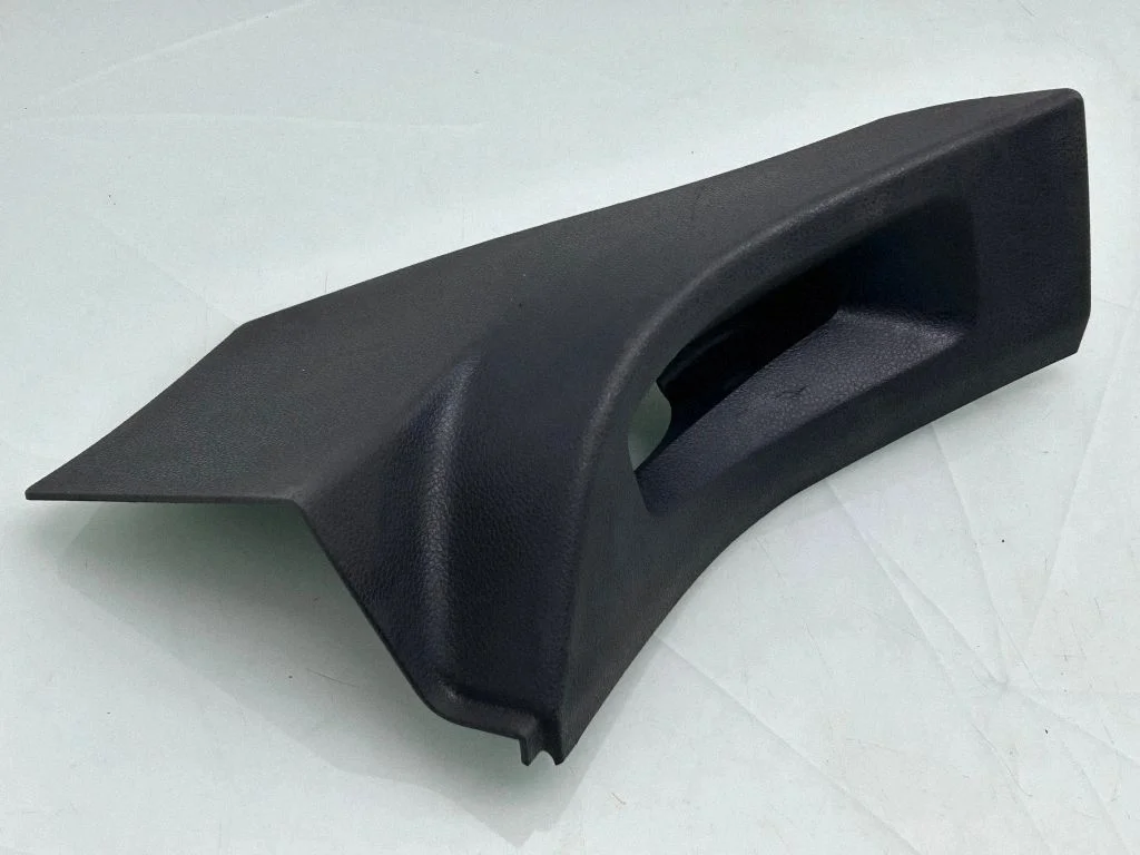 Kāju telpas sānu apdare 98139332ZD