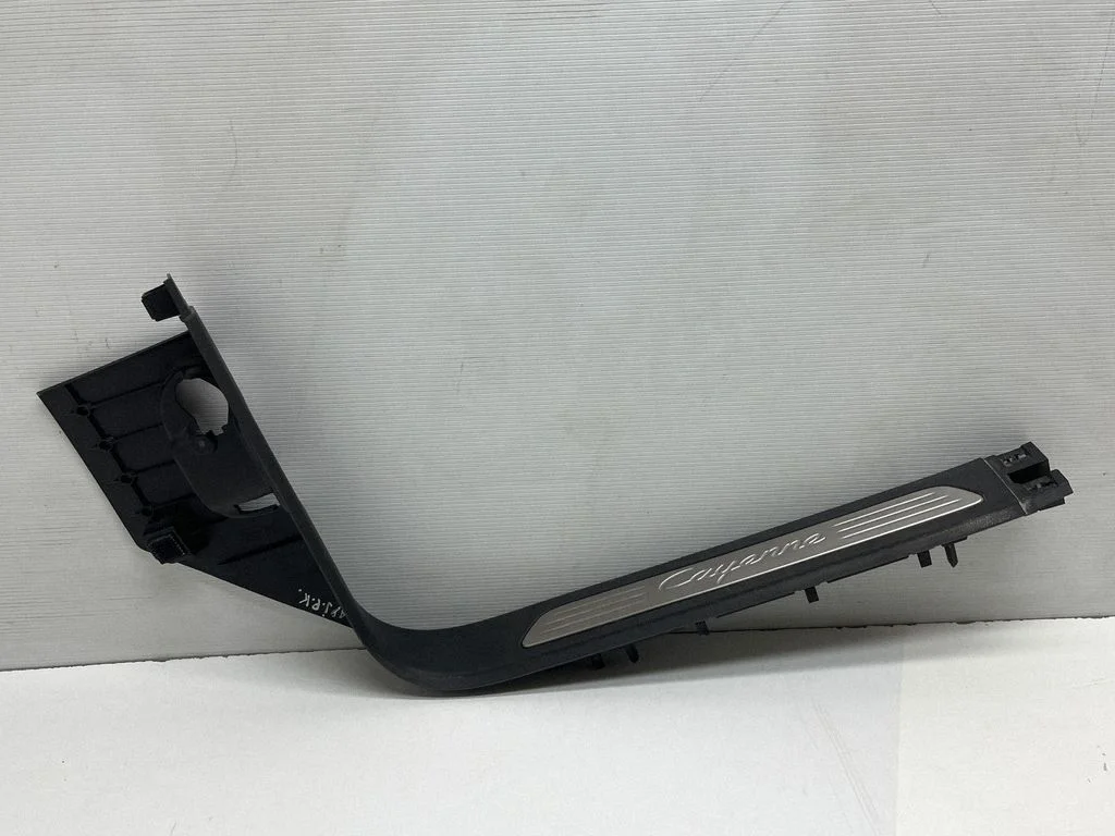 Front sill trim cover – Porsche Cayenne (92A) (2010-2017)