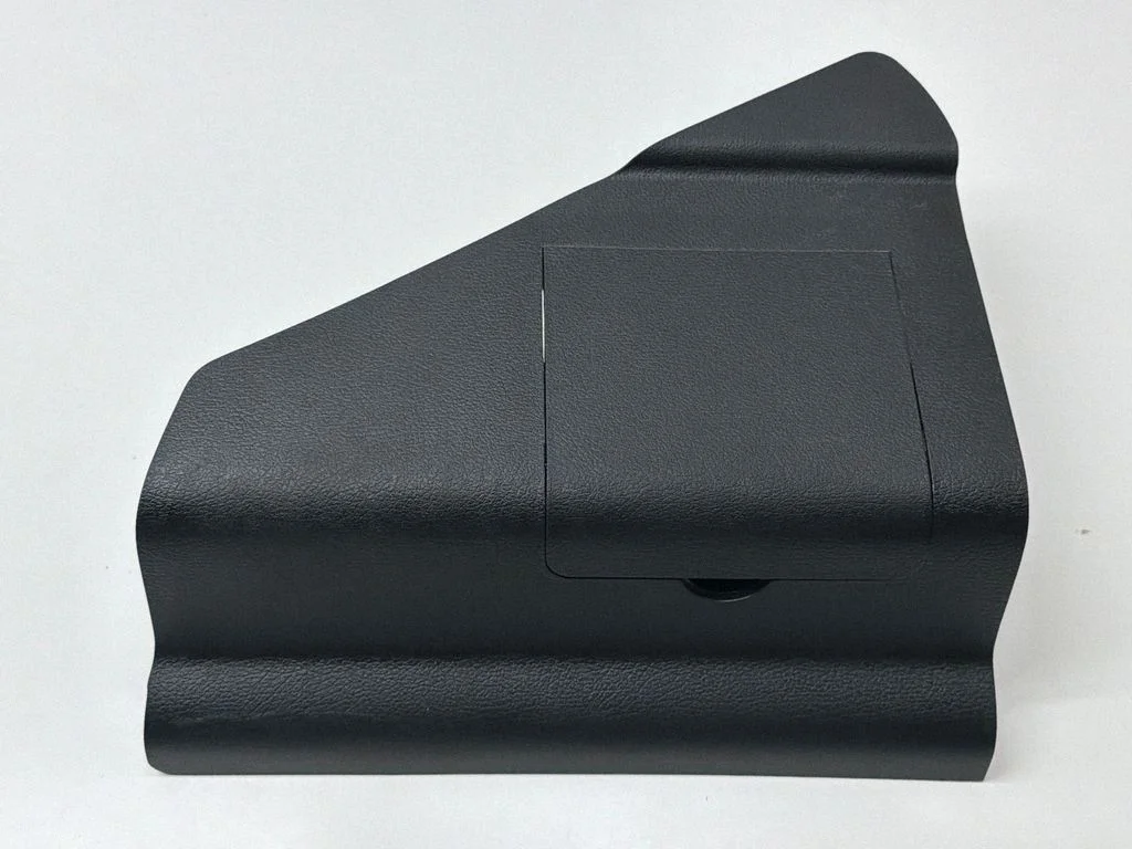 Priekšējā sliekšņa apdare (iekšējā) A4476801306
