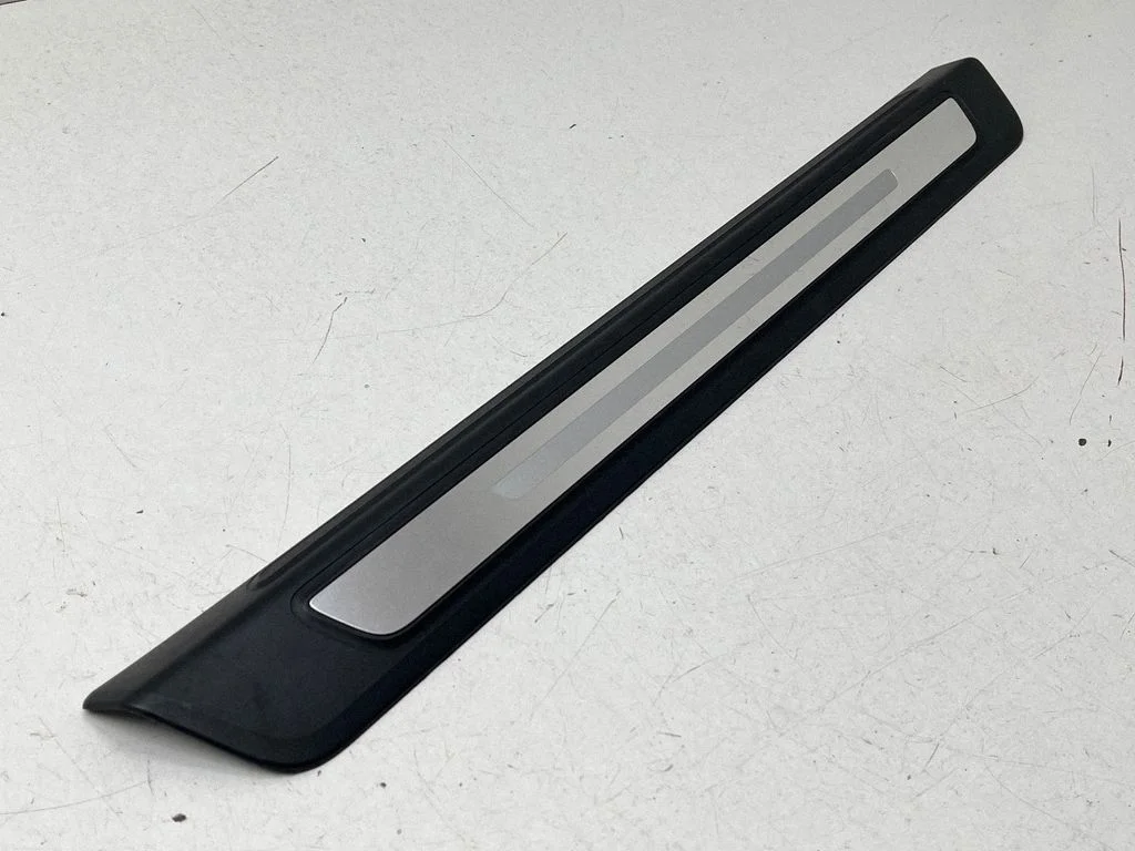 Front sill trim cover – Audi Q5 SQ5 FY (2017-2025)