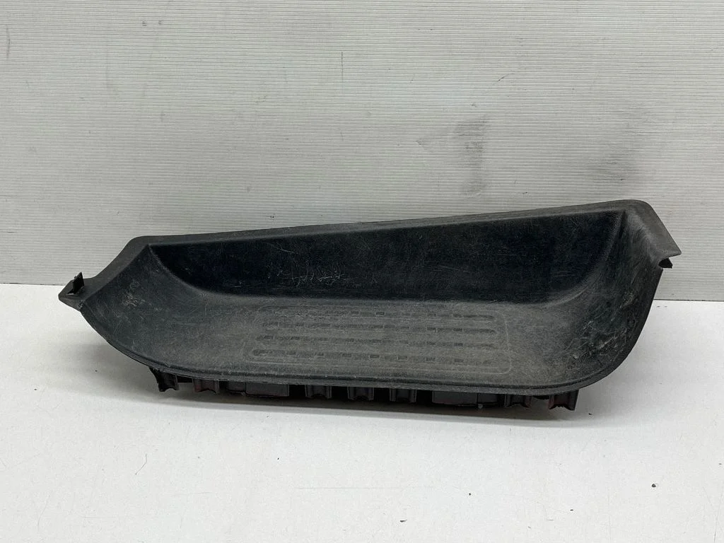 Front sill trim cover 7H0863736F