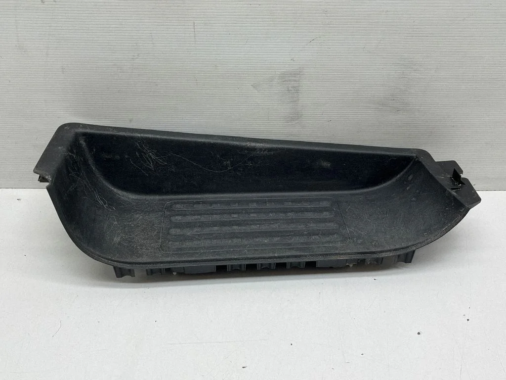Front sill trim cover 7H0863735C