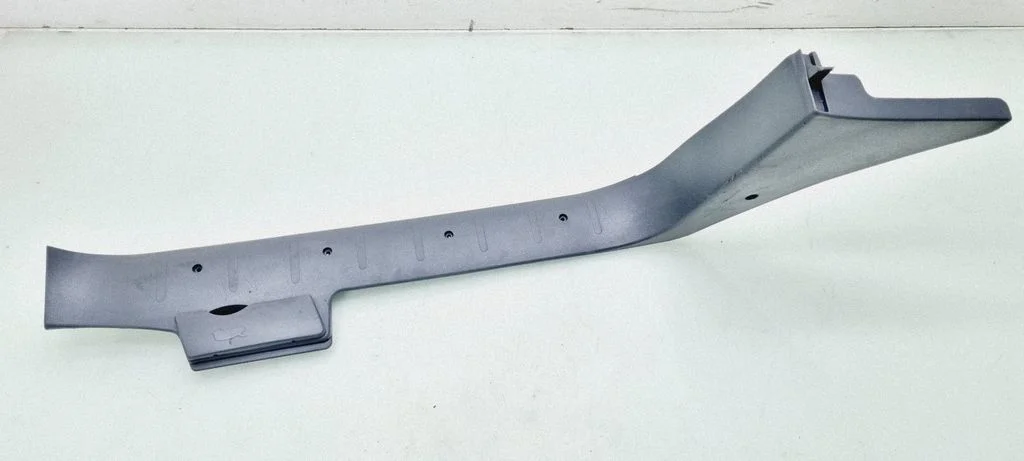 Front sill trim cover 1496185077