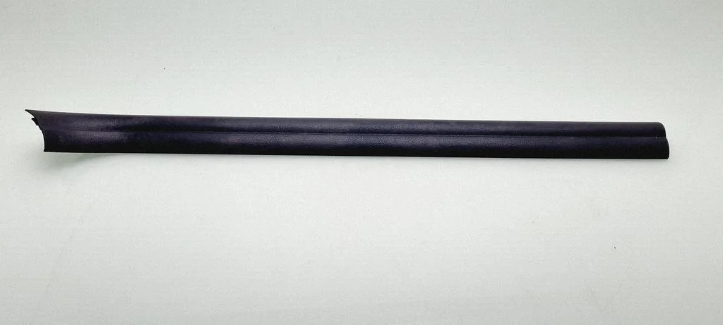 Priekšējā sliekšņa apdare (iekšējā) 7261166