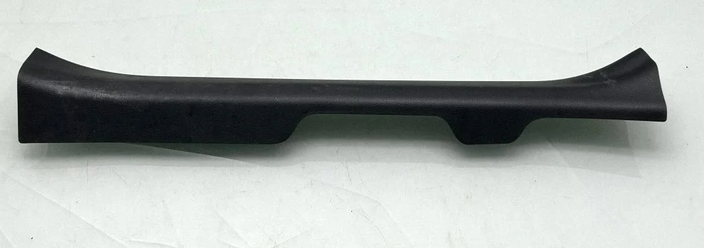 Front sill trim cover 42130