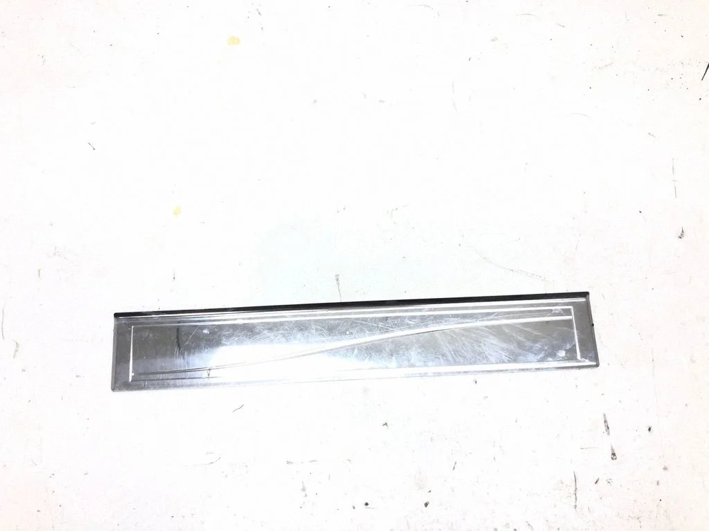 Front sill trim cover 768520034R
