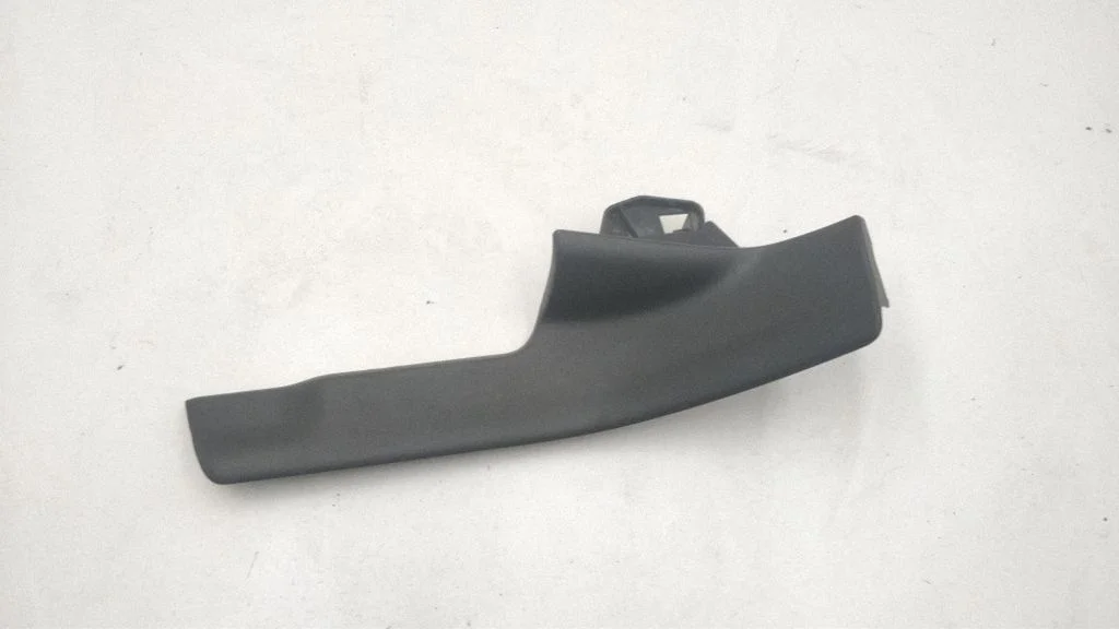 Rear seat side bottom trim 31348250