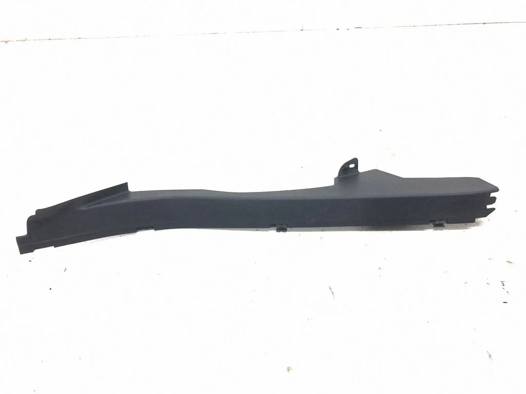 Rear seat side bottom trim A2046903925