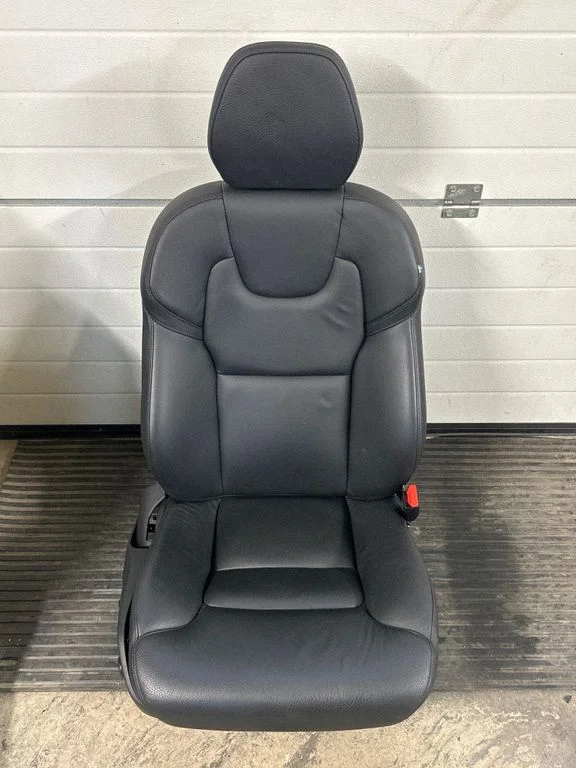 Front passenger seat – front right