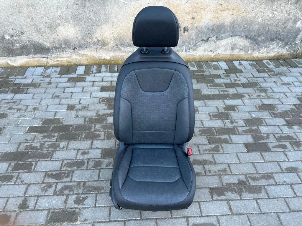 Priekšējais pasažiera sēdeklis