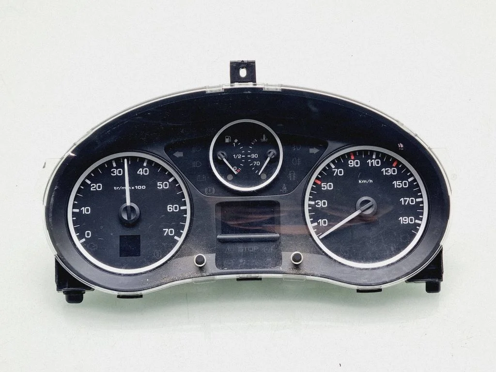 Spidometrs (instrumentu panelis) – Citroen Berlingo (2008-2018)