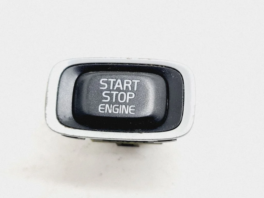 Engine start stop button switch 31394113