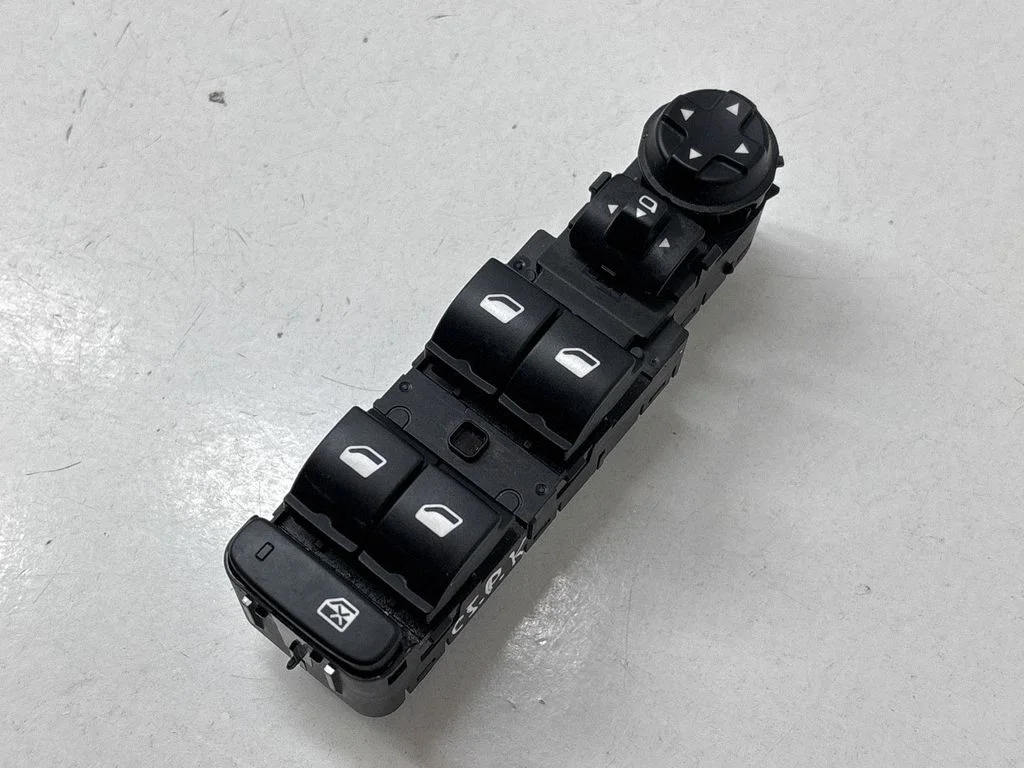 Elektrisko logu slēdzis 98319761ZD
