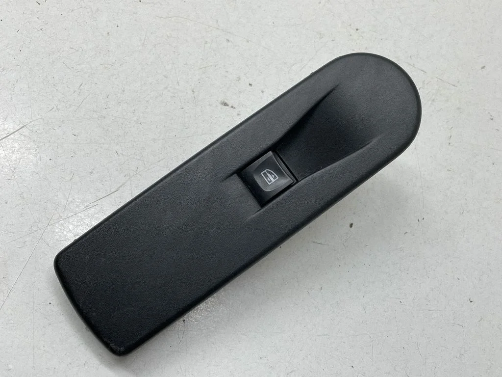 Electric window control switch 254218614R – Renault Captur (2013-2020)