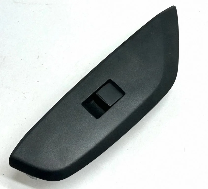 Electric window control switch 74231K0080