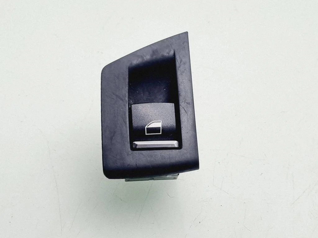 Electric window control switch – BMW 5 Series F10 F11 (2009-2016)