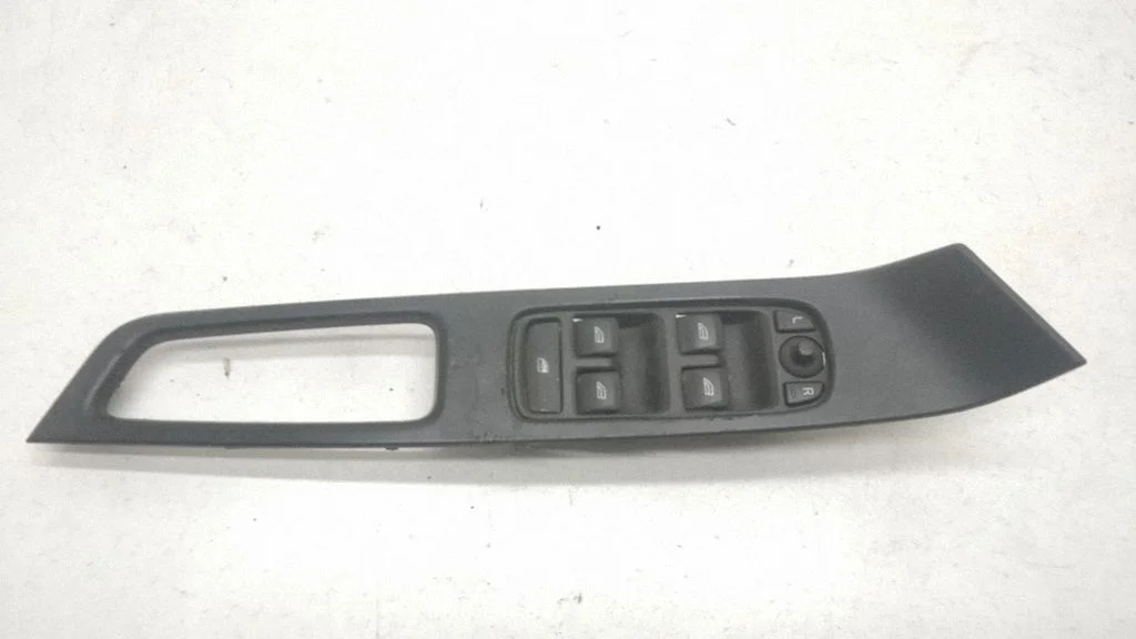Elektrisko logu slēdzis 31334345